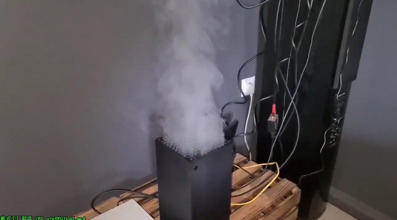 昨天一段xsx冒烟的视频在网上流传