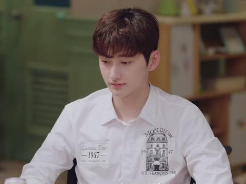 《一不小心捡到爱》:赵露思和刘特首次合作主演