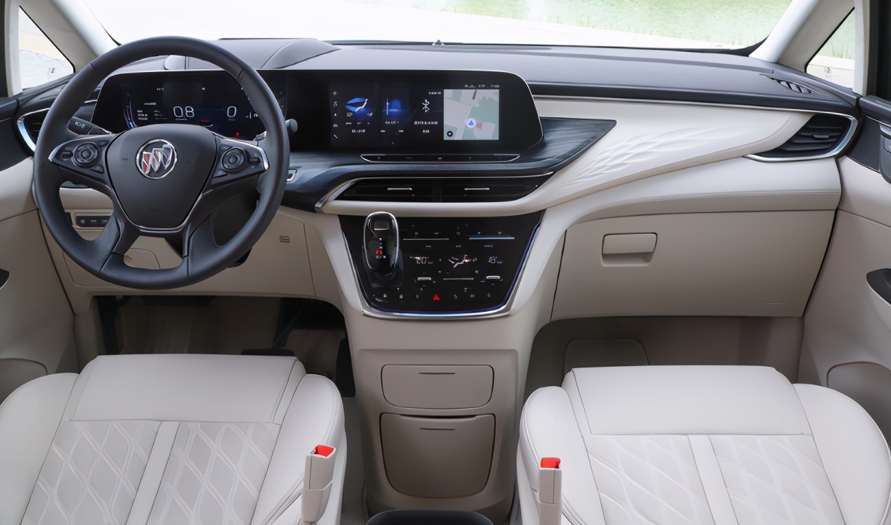 现款gl6内饰新款gl6中控内饰根据目前曝光信息,新款gl6车型的亮点在于