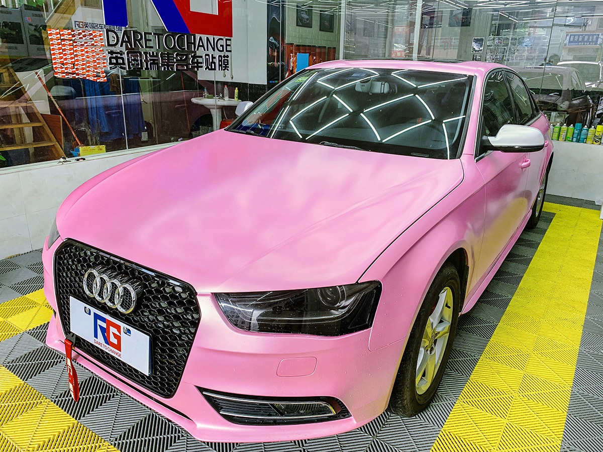 奥迪a4l车身改色电光樱花粉 rg瑞集改色膜福建龙岩