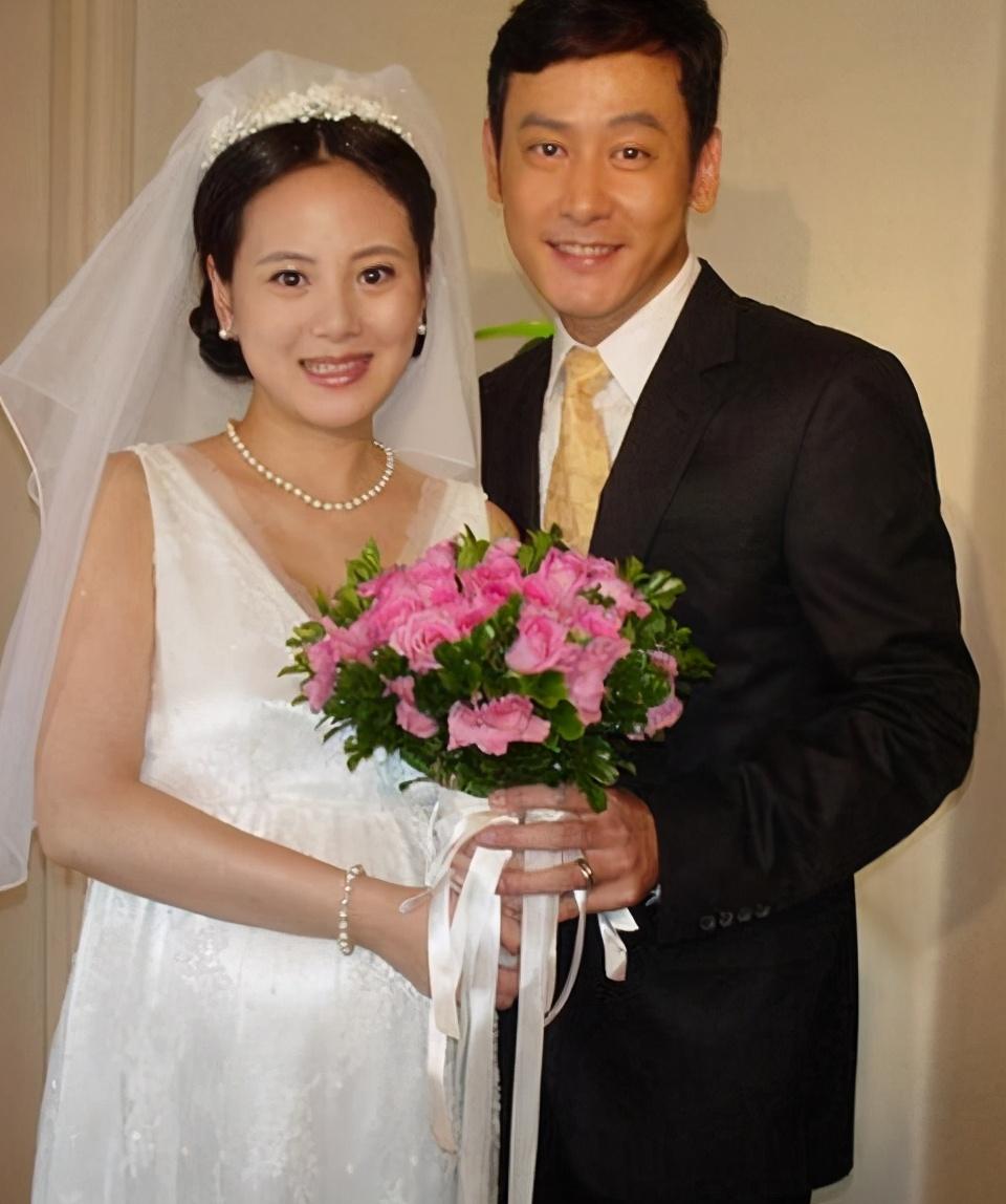 王艺璇曾是著名主持人,因戏结缘邱心志,事业巅峰走幕后