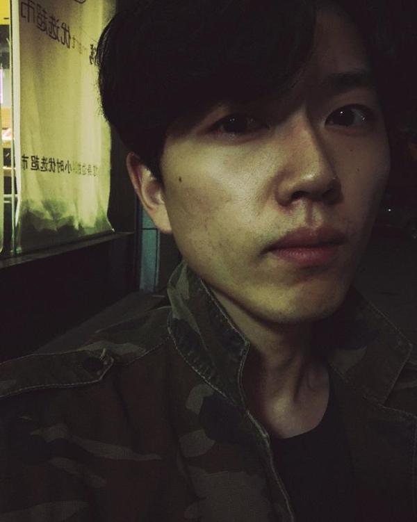 饰演驸马李玮的演员叫陆星,刚从艺术院校毕业没多久,算是一位北漂,最