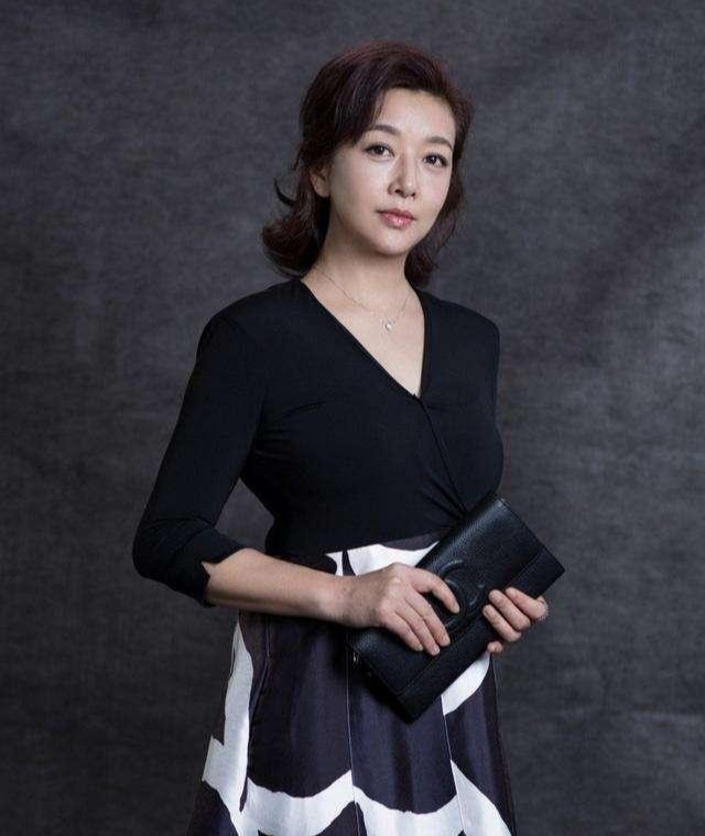 为了女儿被迫分手,前夫出演《庆余年》翻红|江珊|高曙光|靳东_新浪