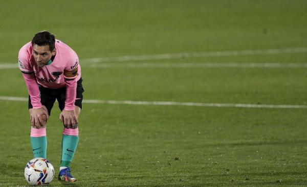 降薪谈判失败 追讨内马尔奖金：巴萨或陷入破产程序窘境