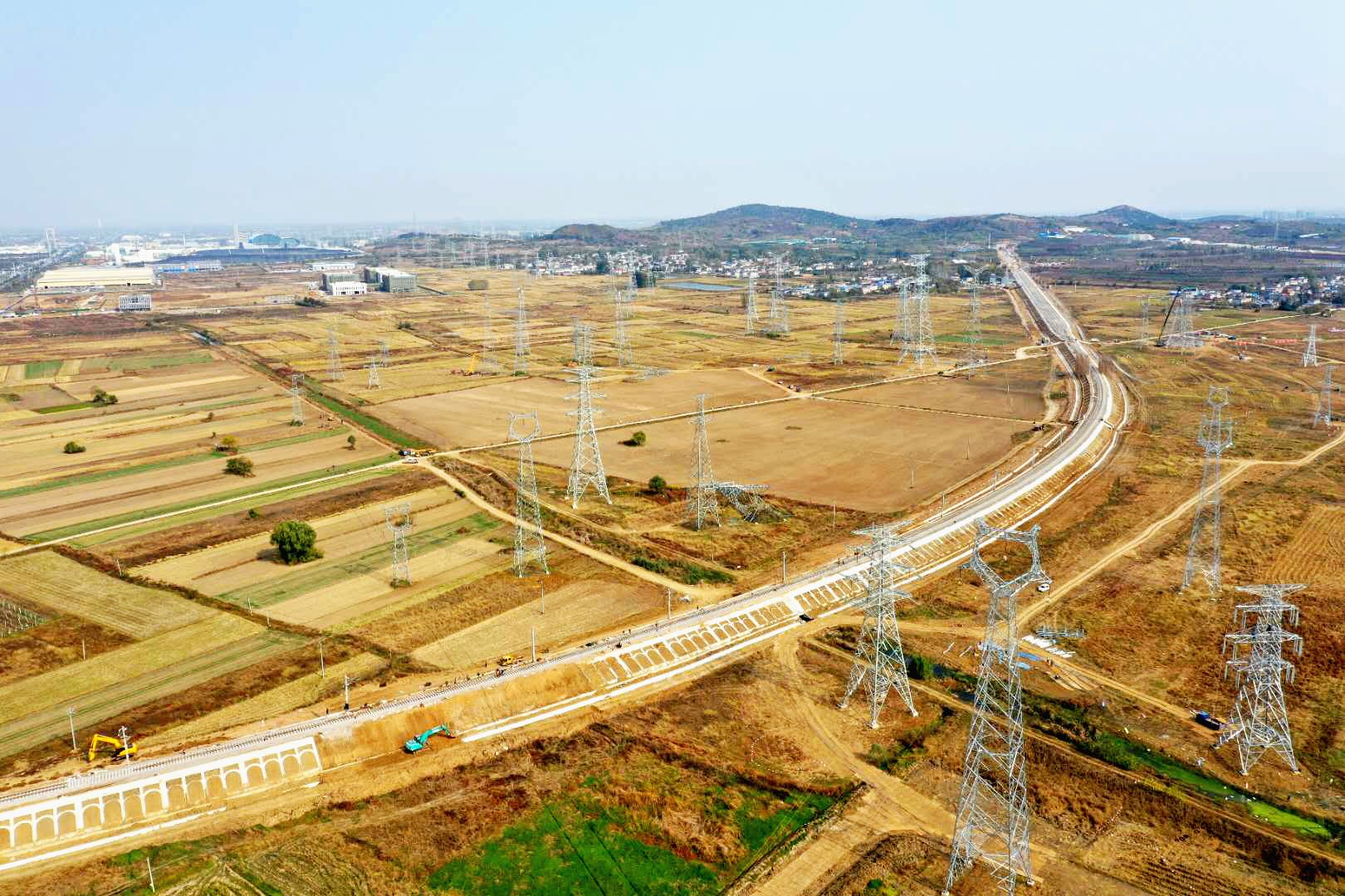 水蚌铁路蚌埠段改线工程高等级电力线路迁改全部完成
