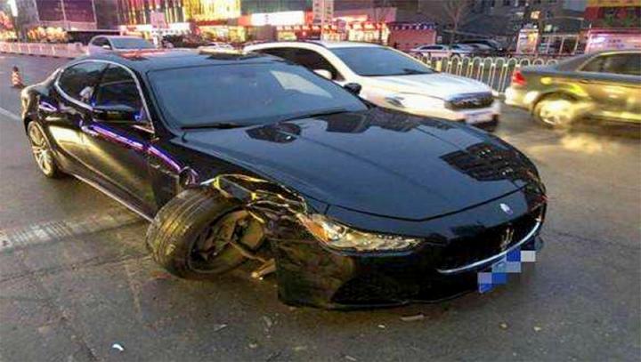 河南永城"玛莎拉蒂撞宝马致死"案宣判 肇事女司机被判无期徒刑