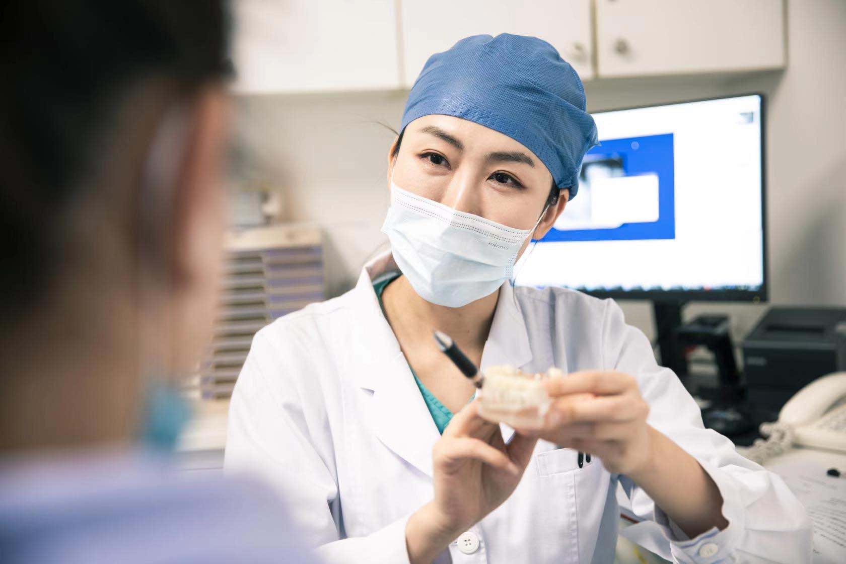 口腔医生不治牙,"让你变得漂漂亮亮"