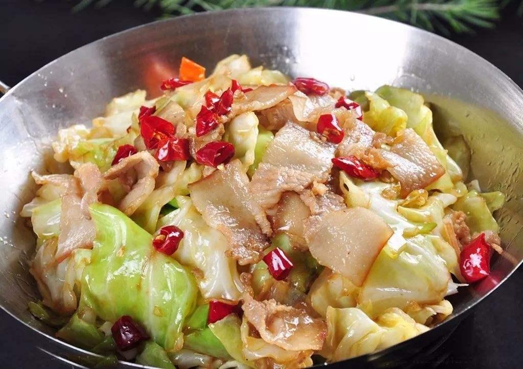 干锅手撕包菜怎么烹制干锅手撕包菜的做法