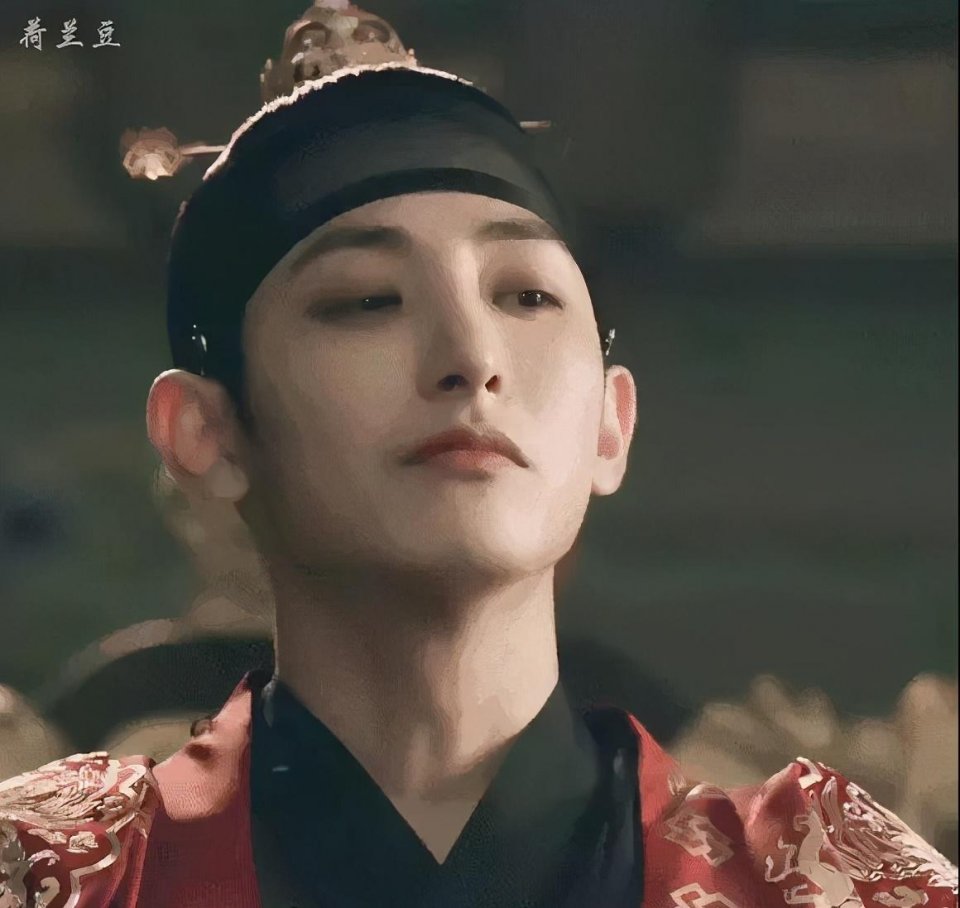 好优越的头身比和气质,真江南