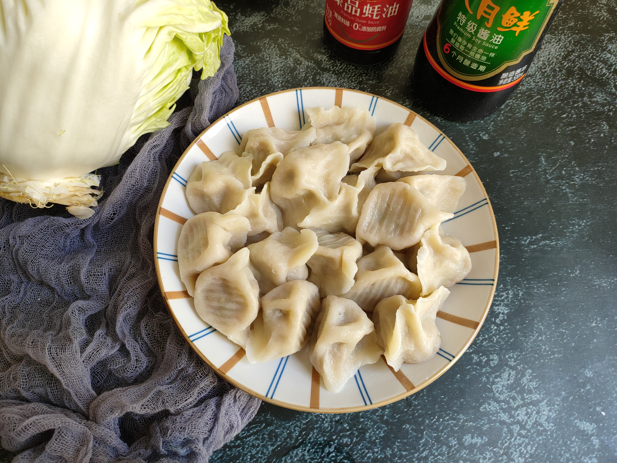 猪肉白菜馅饺子怎么做才好吃教你饺子店做法流油流汁特美味