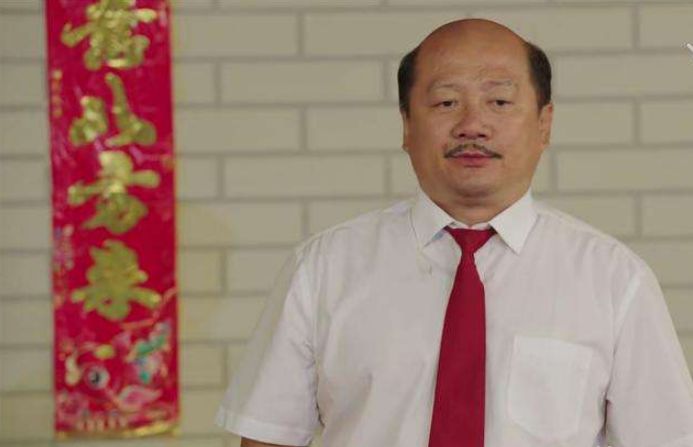 "皮志高"的扮演者是"李副总"的弟弟,"谢腾飞"是剧中扮演"马忠"的演员