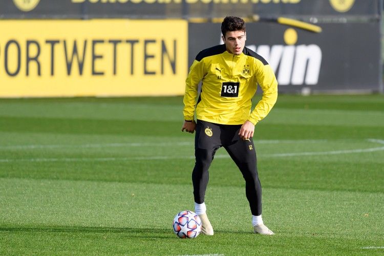 凯尔:雷纳需要继续提高,我们对他充满期待