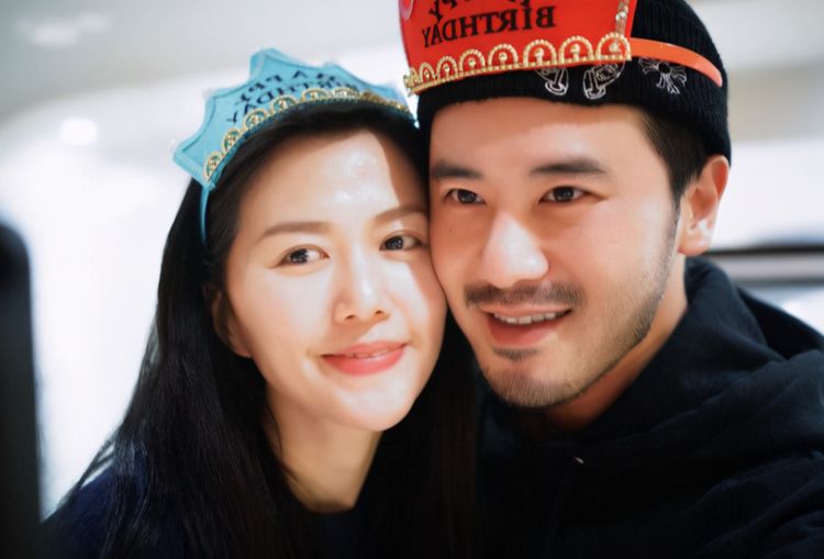 谭维维陈亦飞因戏生情求婚成功后低调结婚十分甜