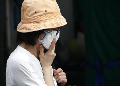 为什么没有口臭戴口罩却能闻见一股臭味是口臭还是口罩臭