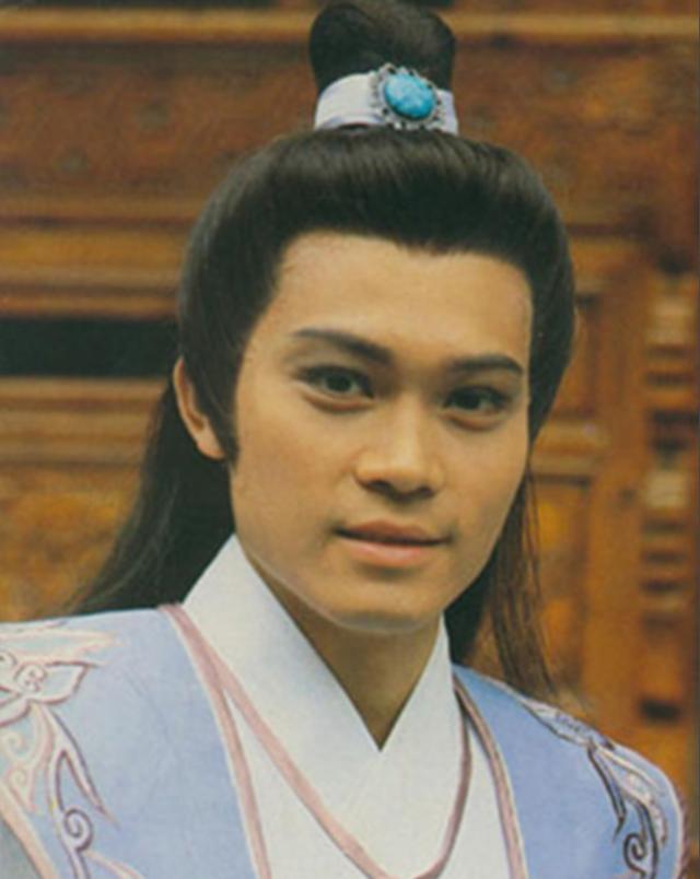 最帅卓一航病危失联劈腿闺蜜俩下场惨淡59岁单身由干妹妹照顾