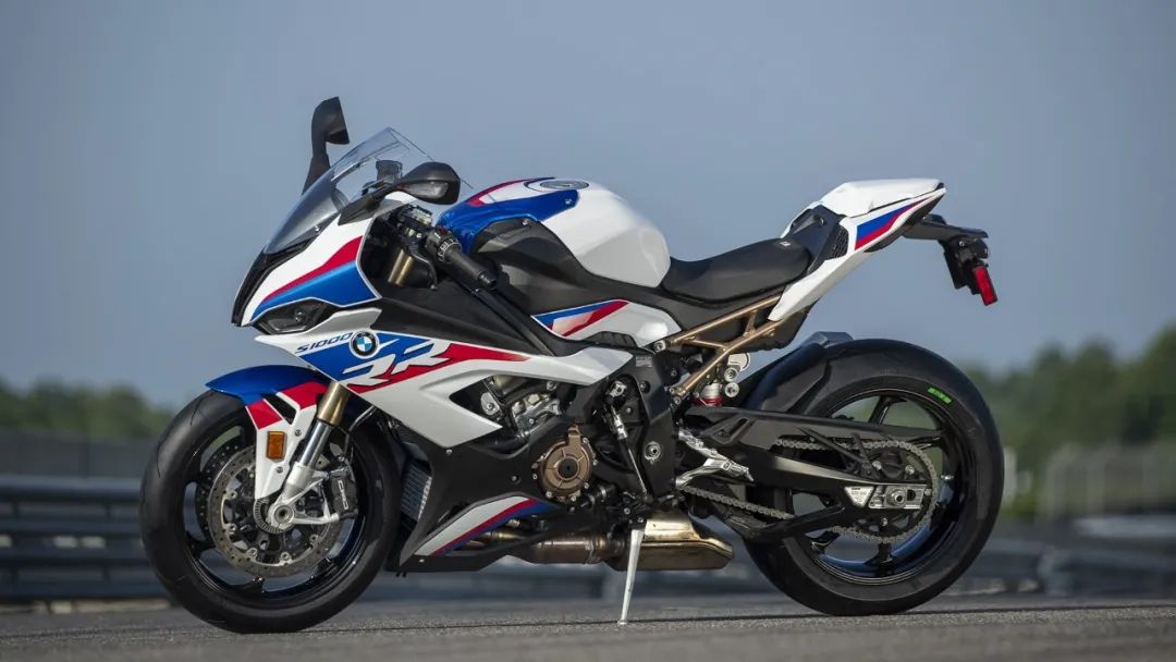 令全新m3/m4都"让位"的宝马摩托s 1000 rr/xr-新浪汽车