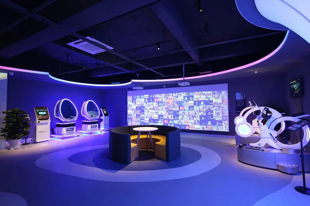 谁是数字展馆的幕后功臣?今晚八点,快看佛山直播间带大家走进vr世界.