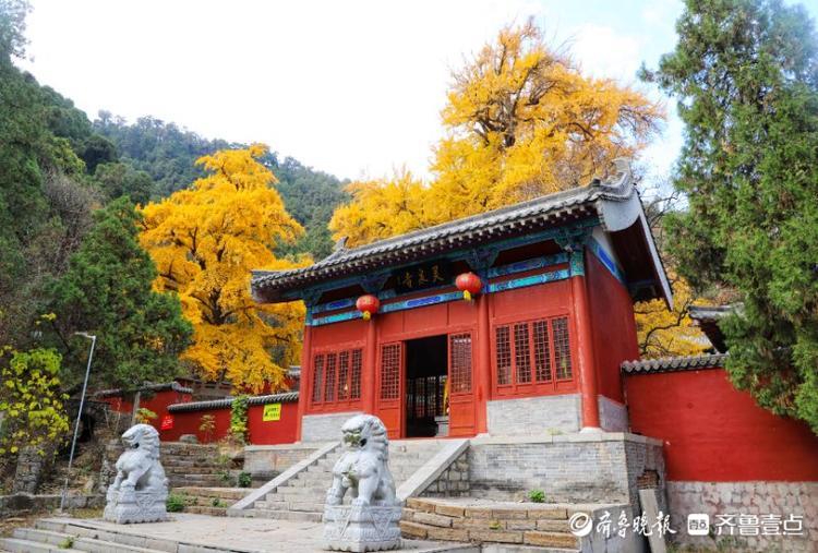 沂水县龙家圈街道初冬的灵泉寺