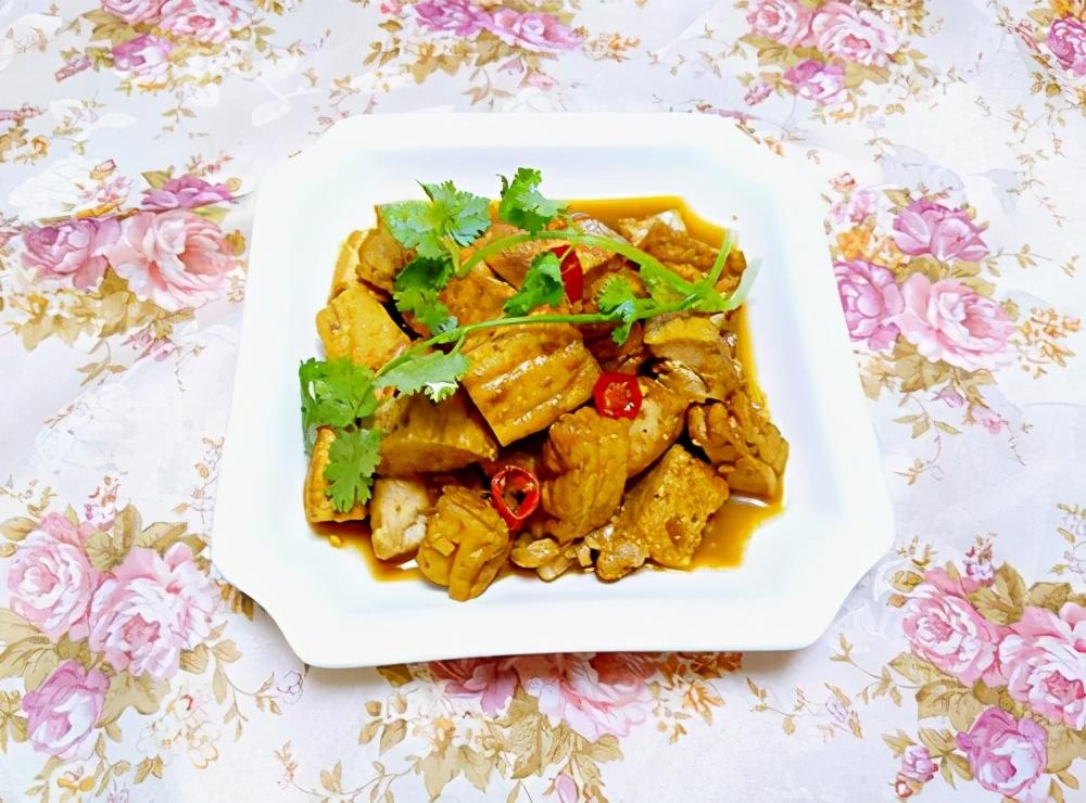 酱扒油豆腐怎么烹制?酱扒油豆腐的做法