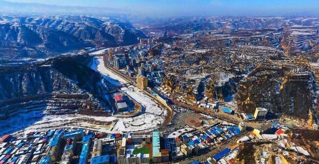 山西临汾有一个县城,没有高速路和铁路,全城总人口只有约7万|大宁县