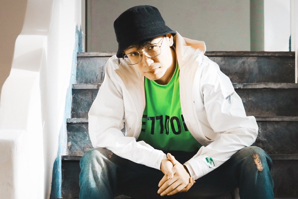 对于杨奎这个角色,黄烁文也是很恨的,几乎很多的动