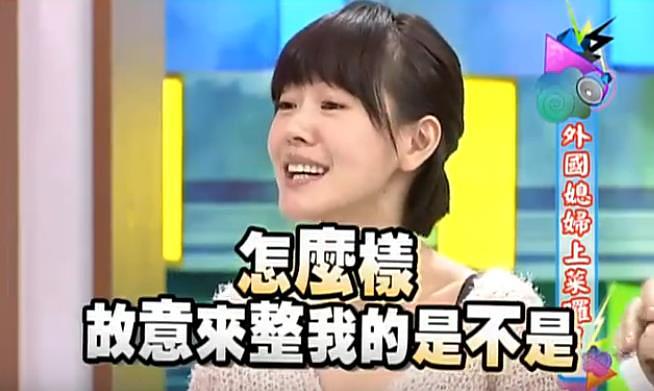 直言小s长得丑,吐槽阿雅长相不高级,大s的优越感从何而来?