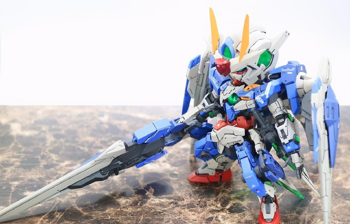 sd比例拥有mg比例的细节七剑00q高达模型改