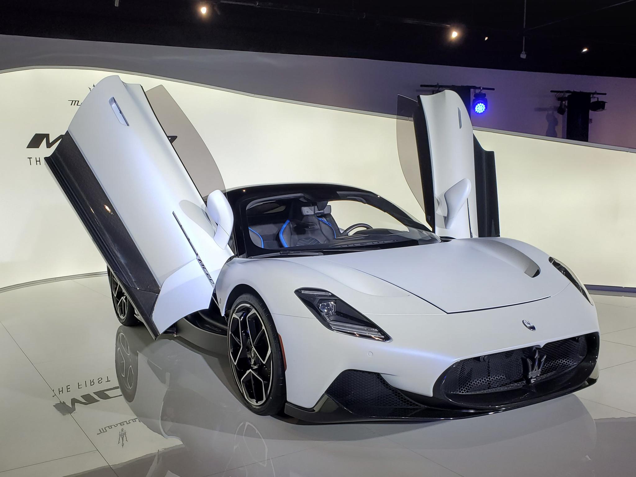 售价210万的玛莎拉蒂超跑能不能让你忘了法拉利