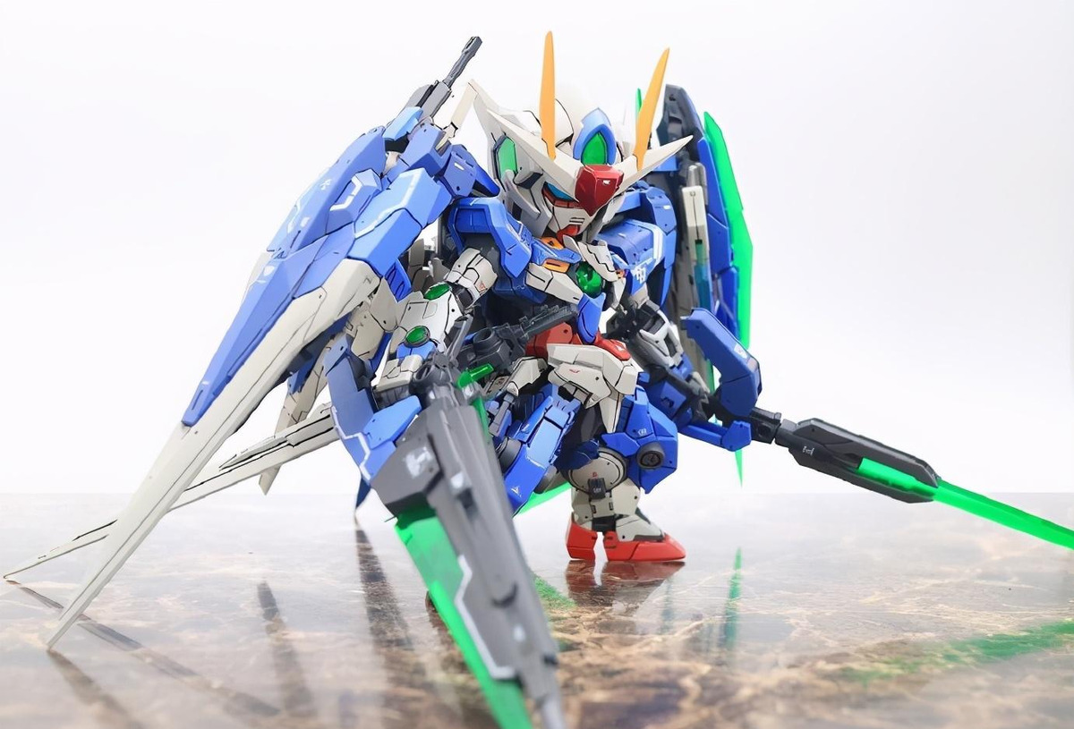 sd比例拥有mg比例的细节七剑00q高达模型改