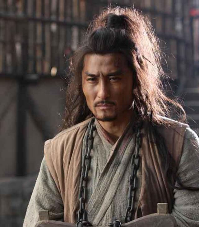 之后参演了很多影视剧,比如《水浒传》,他在其中饰演的是豹子头林冲.