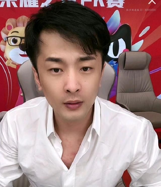 赵梦澈缺席辛巴的雪乡团建,粉丝疯狂带节奏,达少:他还是个学生