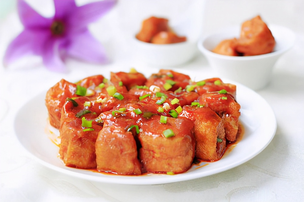 酱扒油豆腐怎么烹制?酱扒油豆腐的做法