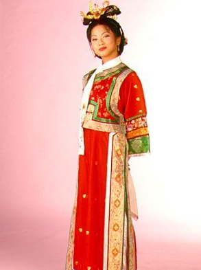 53岁"建宁公主"刘玉翠自称大妈,衣着朴素,至今无子被催生|刘玉翠|建宁