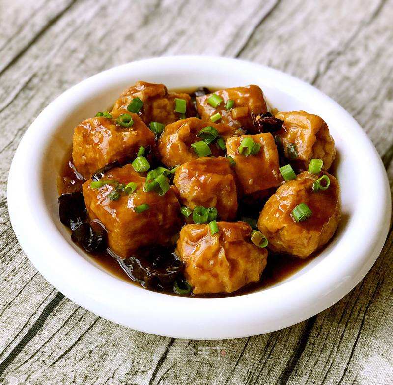 酱扒油豆腐怎么烹制?酱扒油豆腐的做法