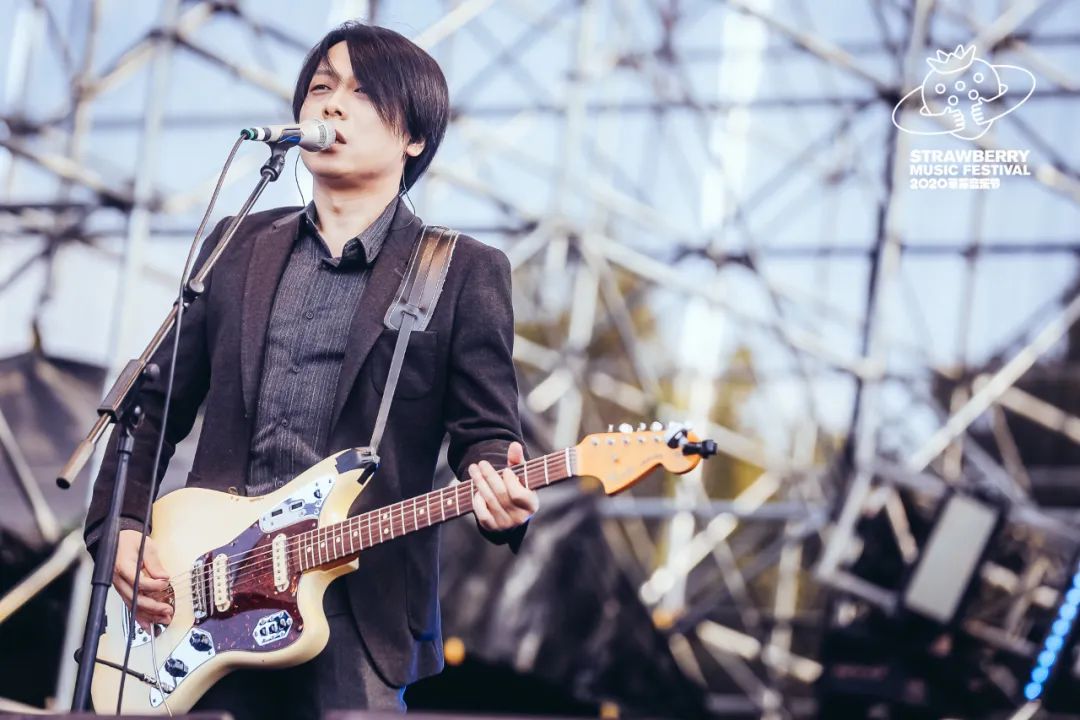 不留行乐队组建于2008年冬天.