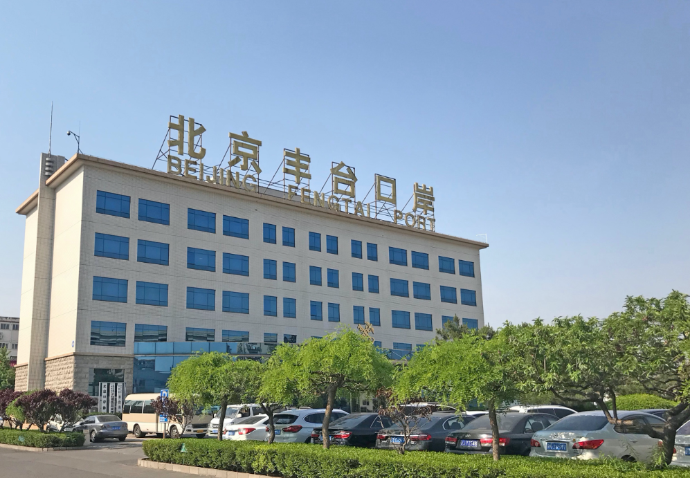 刚刚携手保时捷康维多荷莱蕊国际版就来了牛羊奶粉天猫首发