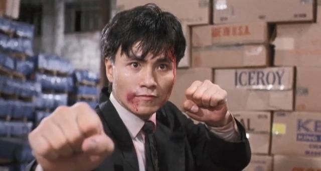 洗黑钱:年轻的甄子丹,连环腿踢得真厉害