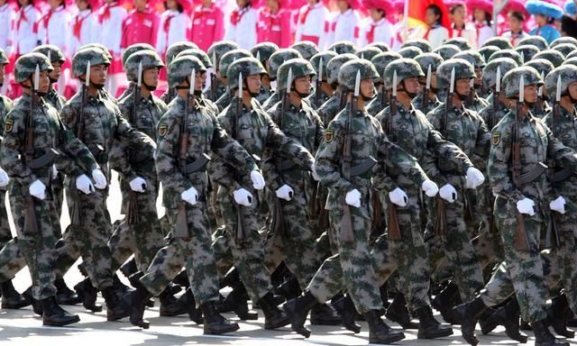 老兵带你了解,部队里面战区,军种,兵种和专业的关系