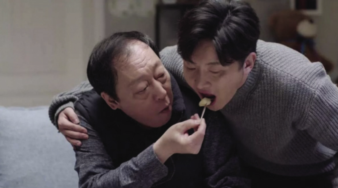 首批"啃老族"已年过半百,如今他们无老可啃的现状,值得警醒