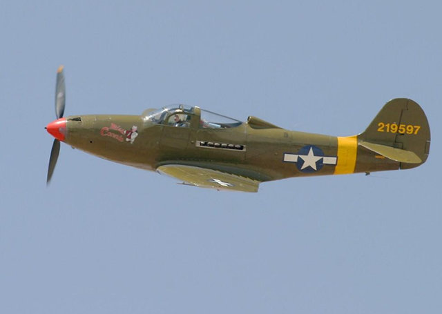 饱受争议的"眼镜王蛇"p-39战机,却为苏军创造了不朽的战绩