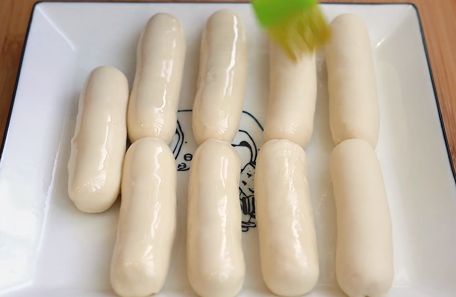 我家常做这馅的饼子,皮薄大馅,不用发面也柔软,一拉一卷就搞定|豆腐