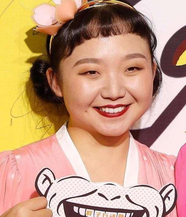 小眼睛,塌鼻子的辣目洋子,凭什么成为被尔冬升看好的"影后"