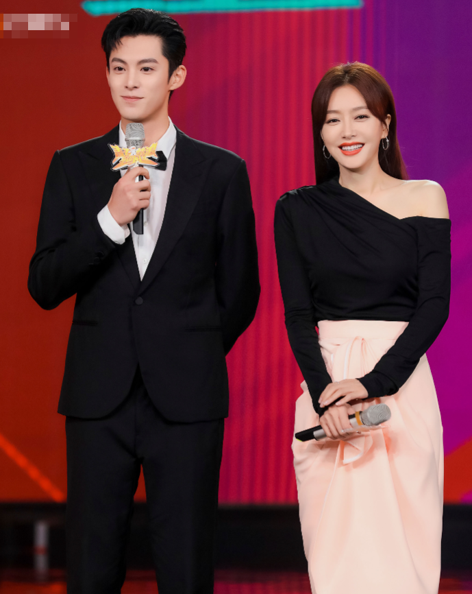 秦岚被曝吃不胖,和王鹤棣年下恋没压力,包文婧送零卡美食不过瘾