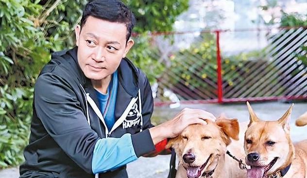 他是《封神榜》黄飞虎,一生未婚未育,癌症晚期与小狗相伴而终|曾伟权