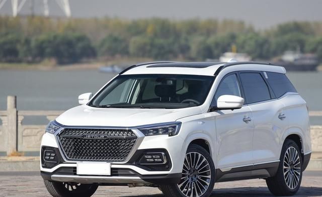 10万定位中型suv,比豪越还大,配奇瑞1.6t