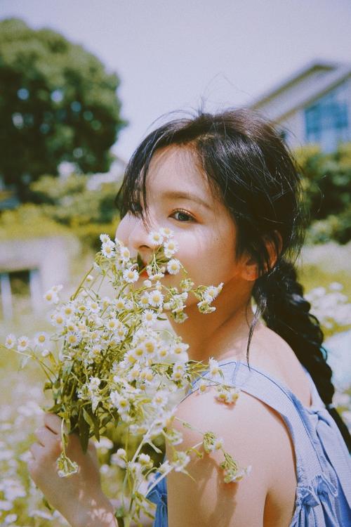 章若楠生日穿紫裙甜美似公主她不愧是氧气女神更是励志女神