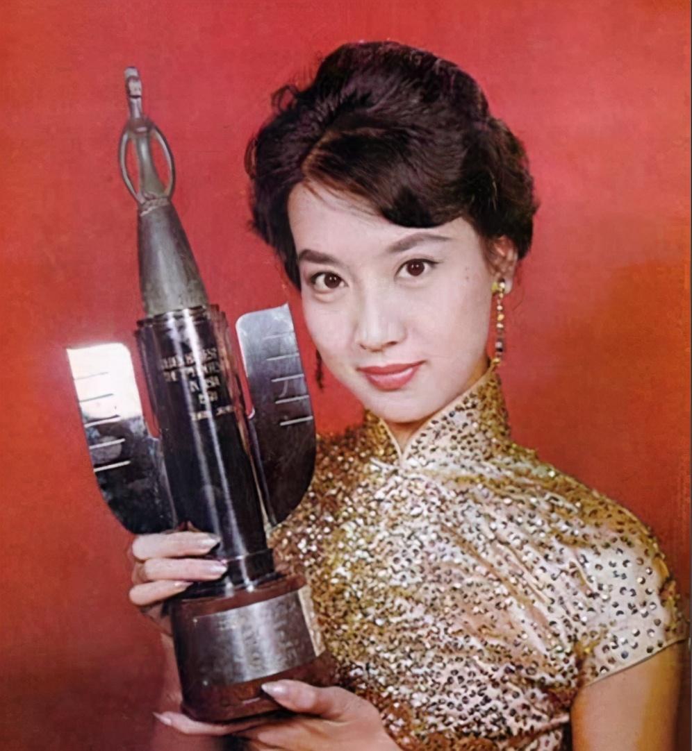 尤敏首届金马奖影后嫁名门息影离世23年后竟遭盗坟