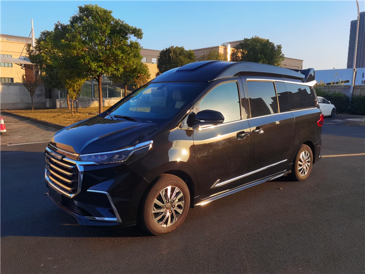 2020款上汽大通g10定制商务车 居家商务两不误