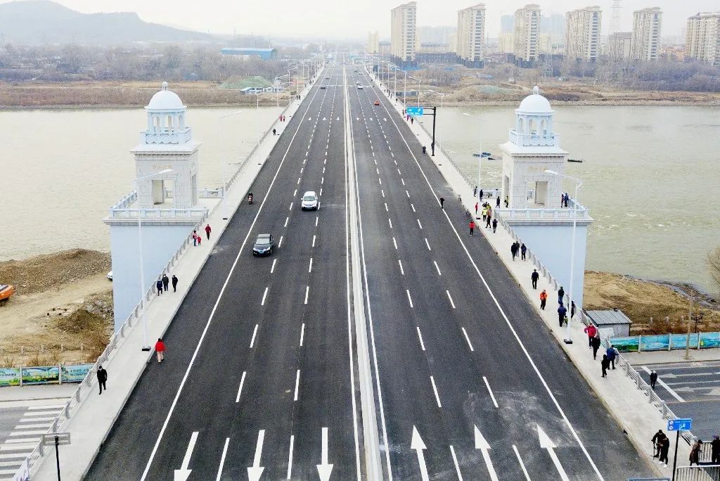 白山大桥建成通车! 吉林市又添一处地标打卡点