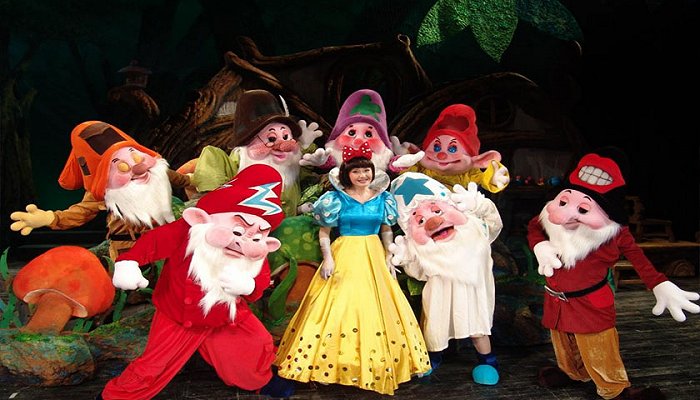 人偶儿童剧《白雪公主和七个小矮人》 图片来源:海南省旅游和